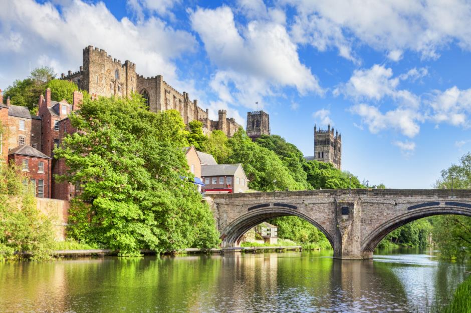 50 amazing British landmarks everyone should visit